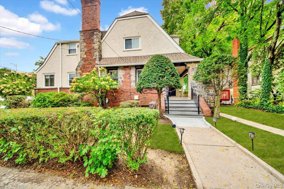 Mount Vernon, NY 10552,105 Frederick PL