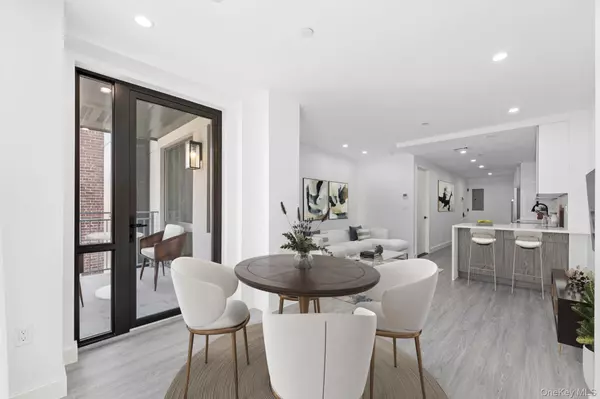 Long Island City, NY 11101,46-40 Vernon BLVD #3B