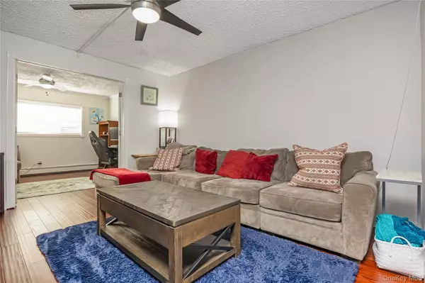 Freeport, NY 11520,222 Smith ST #1B