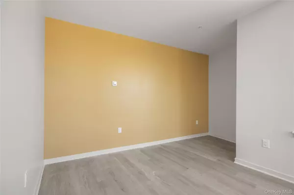Yonkers, NY 10701,56 Prospect ST #311