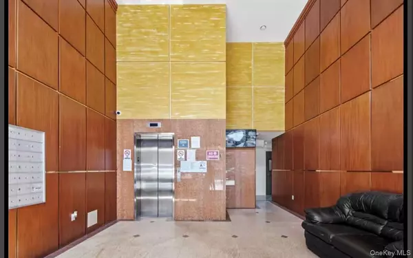 Flushing, NY 11355,141-05 Cherry AVE #3C