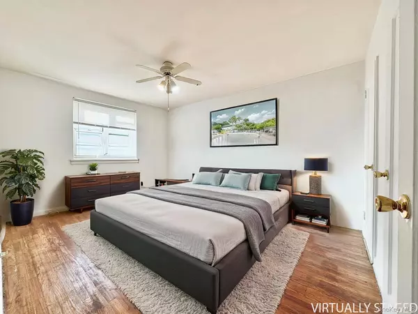 Bayside, NY 11361,35-40 Clearview Expressway #371