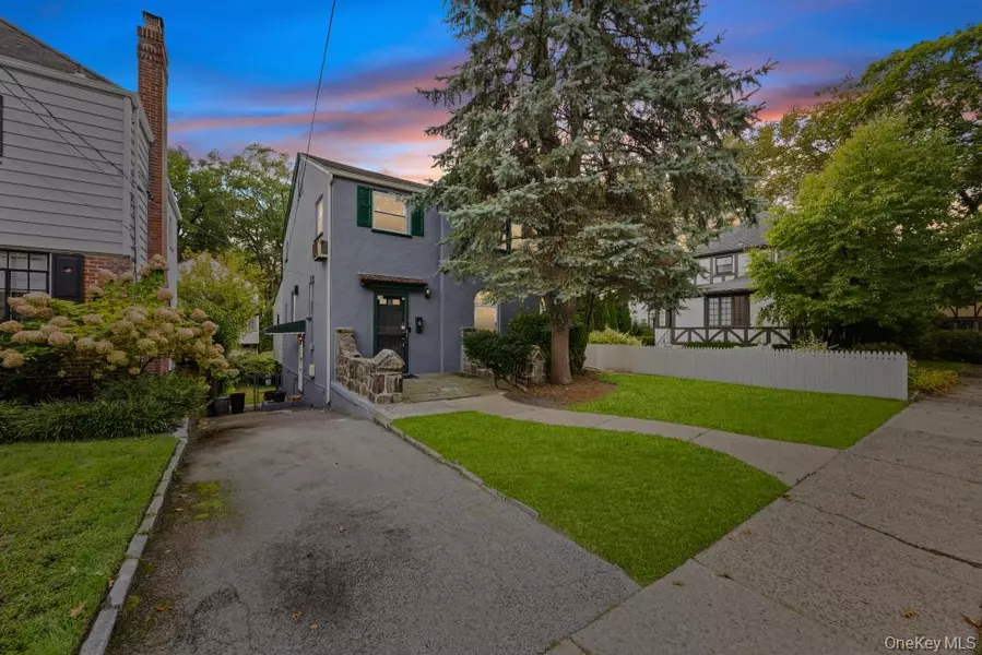 9 Fairway ST, Mount Vernon, NY 10552