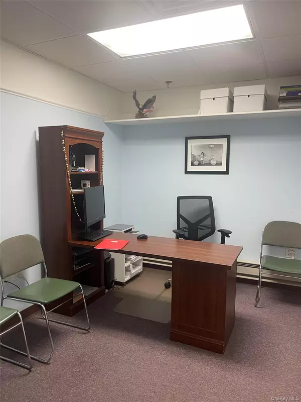 Flushing, NY 11355,133-36 41st RD #9