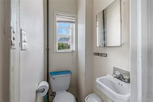 Queens Village, NY 11428,90-36 Francis Lewis BLVD