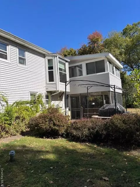 Newburgh, NY 12550,8 Rayland RD