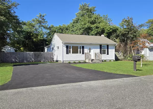 49 Shore DR, Mastic Beach, NY 11951