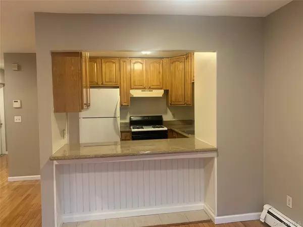 Yonkers, NY 10701,118 Park Hill AVE