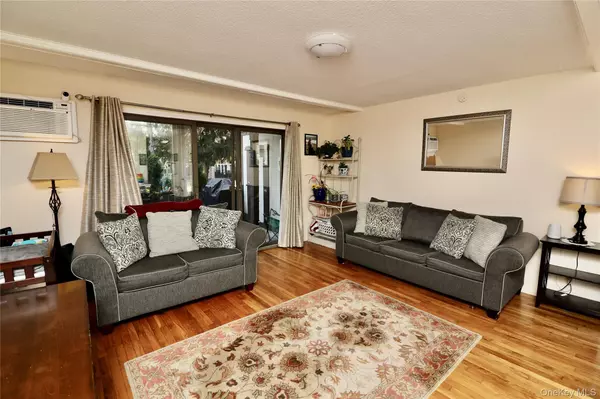 Fishkill, NY 12524,11 Millholland DR #0