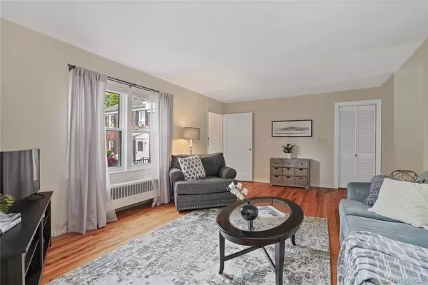 Irvington, NY 10533,120 North Broadway #9D