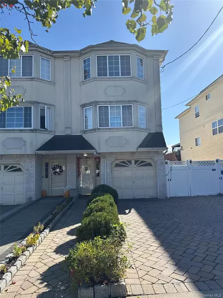105 Churchill AVE, Staten Island, NY 10309