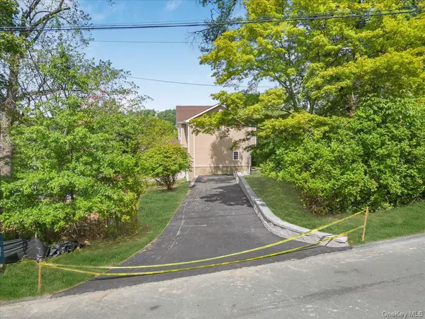 Nyack, NY 10960,15 Waldron AVE