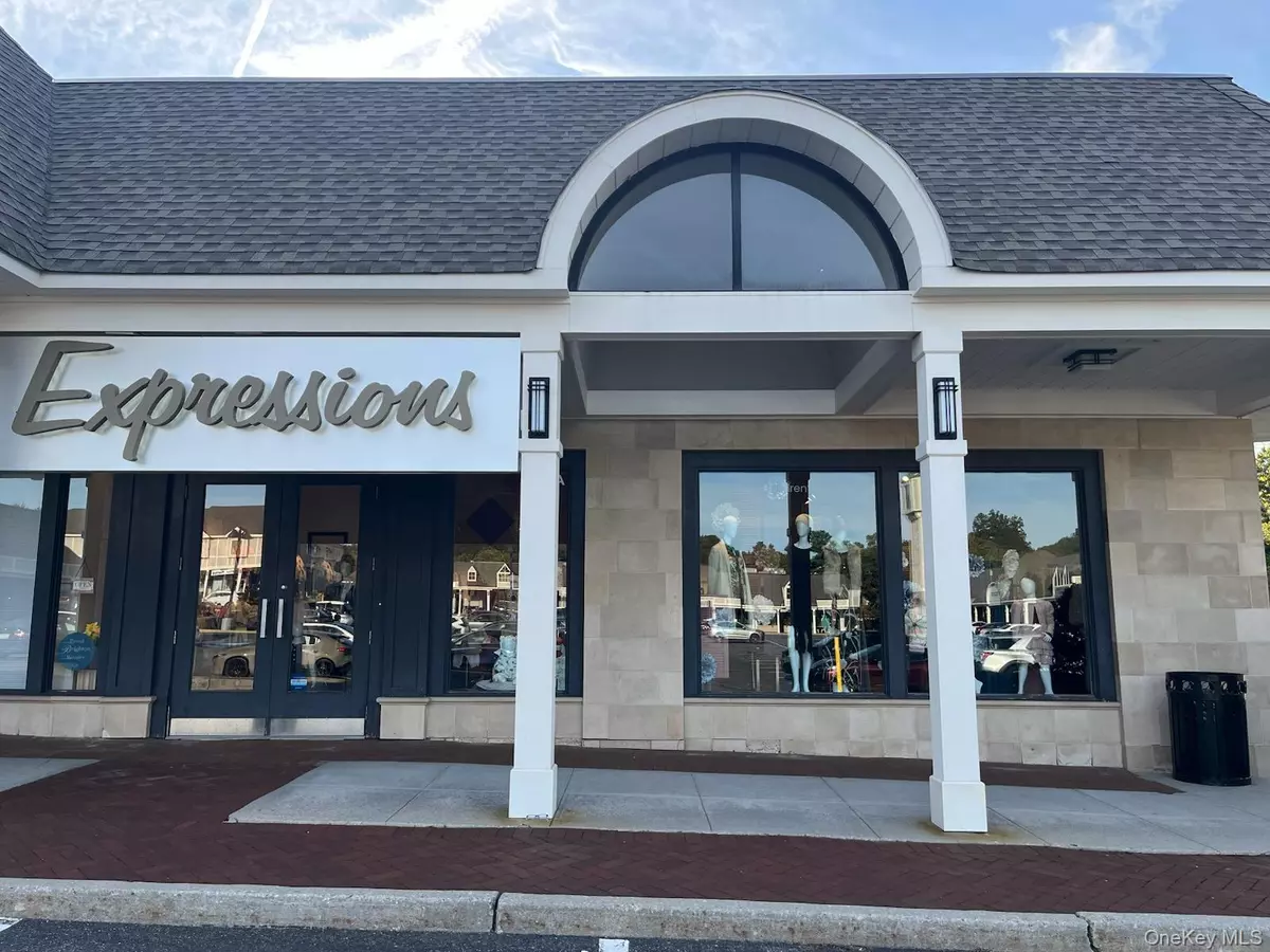 Woodbury, NY 11797,8285 Jericho Turnpike #5A