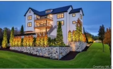 Flower Hill, NY 11576,91 Fernwood LN