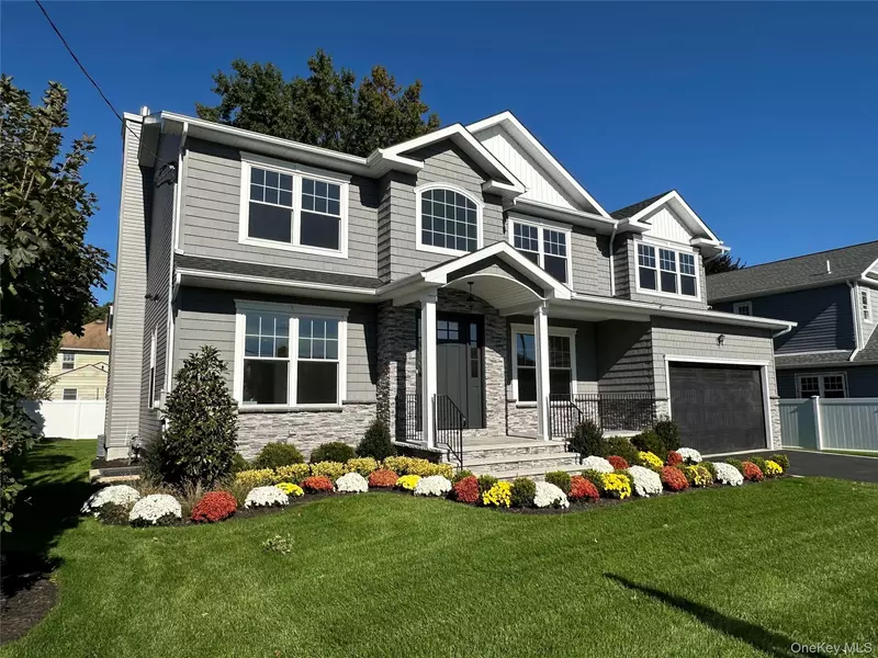 526 Park AVE, Merrick, NY 11566