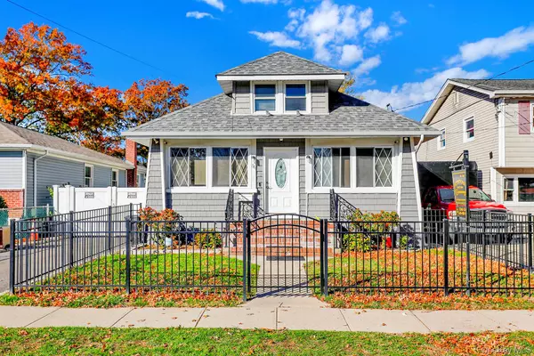 Roosevelt, NY 11575,94 Woods AVE