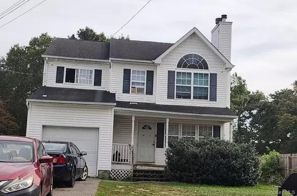 Wyandanch, NY 11798,80 Patton AVE
