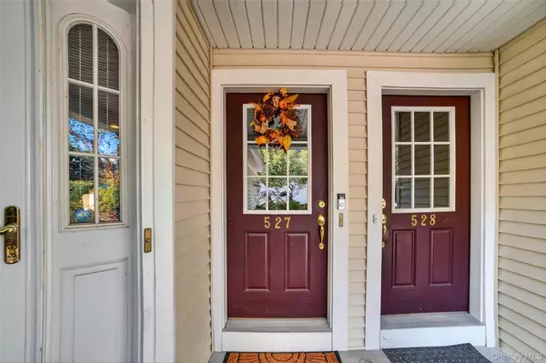 Peekskill, NY 10566,527 Viewpoint TER