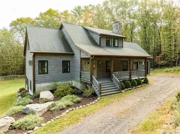Olivebridge, NY 12461,483 Acorn Hill RD