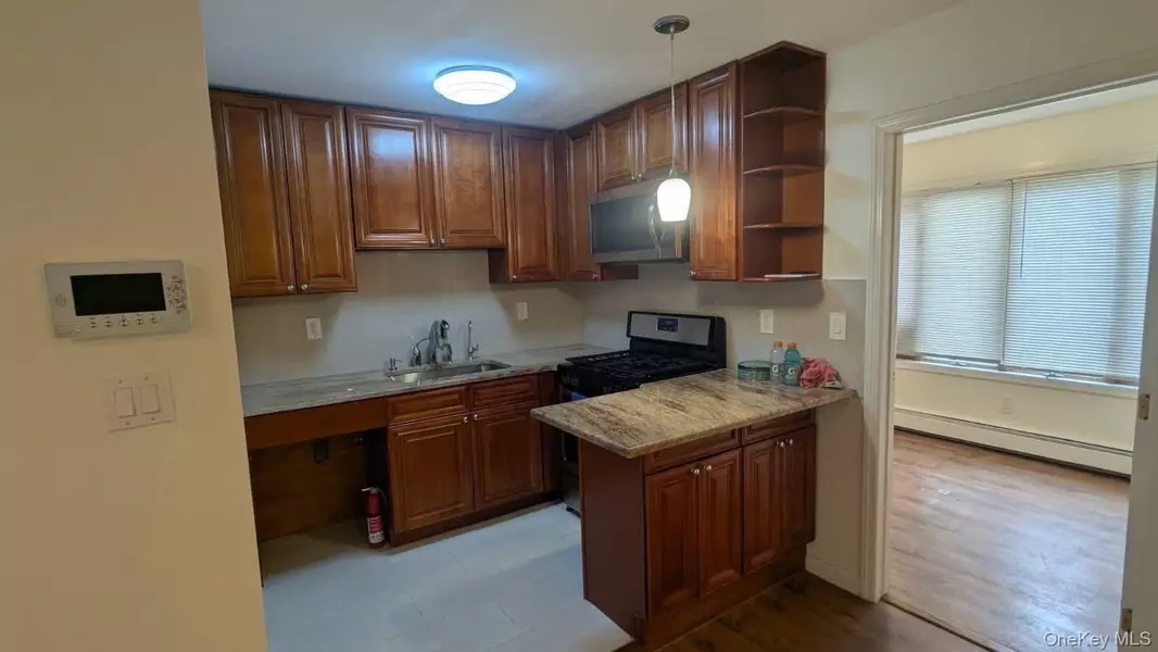 Fresh Meadows, NY 11366