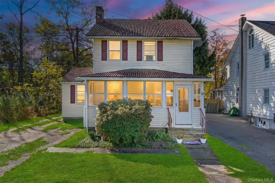 17 Fishkill Hook RD, Hopewell Junction, NY 12533