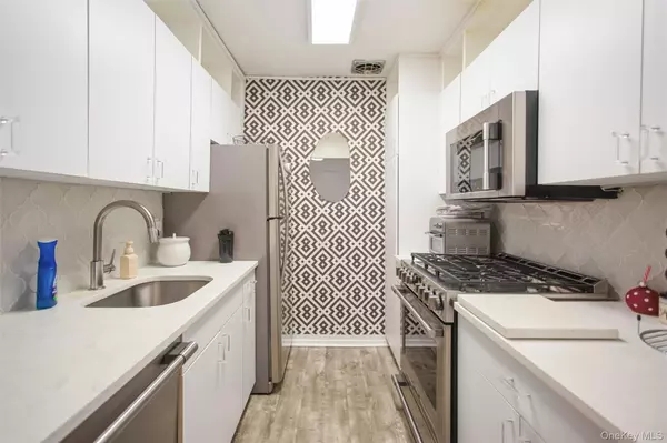 Long Beach, NY 11561,711 Shore RD #2C
