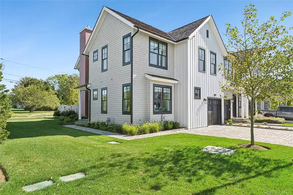 8 Magnolia DR #2A, Water Mill, NY 11976