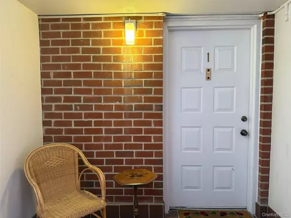 White Plains, NY 10601,55 N Broadway #3-1