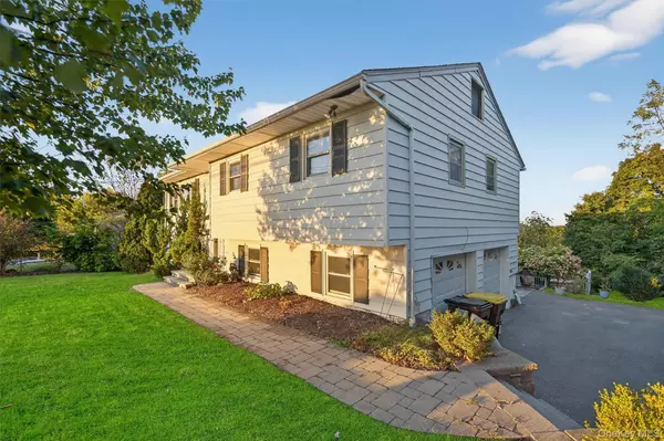 Warwick, NY 10990,30 Highland AVE