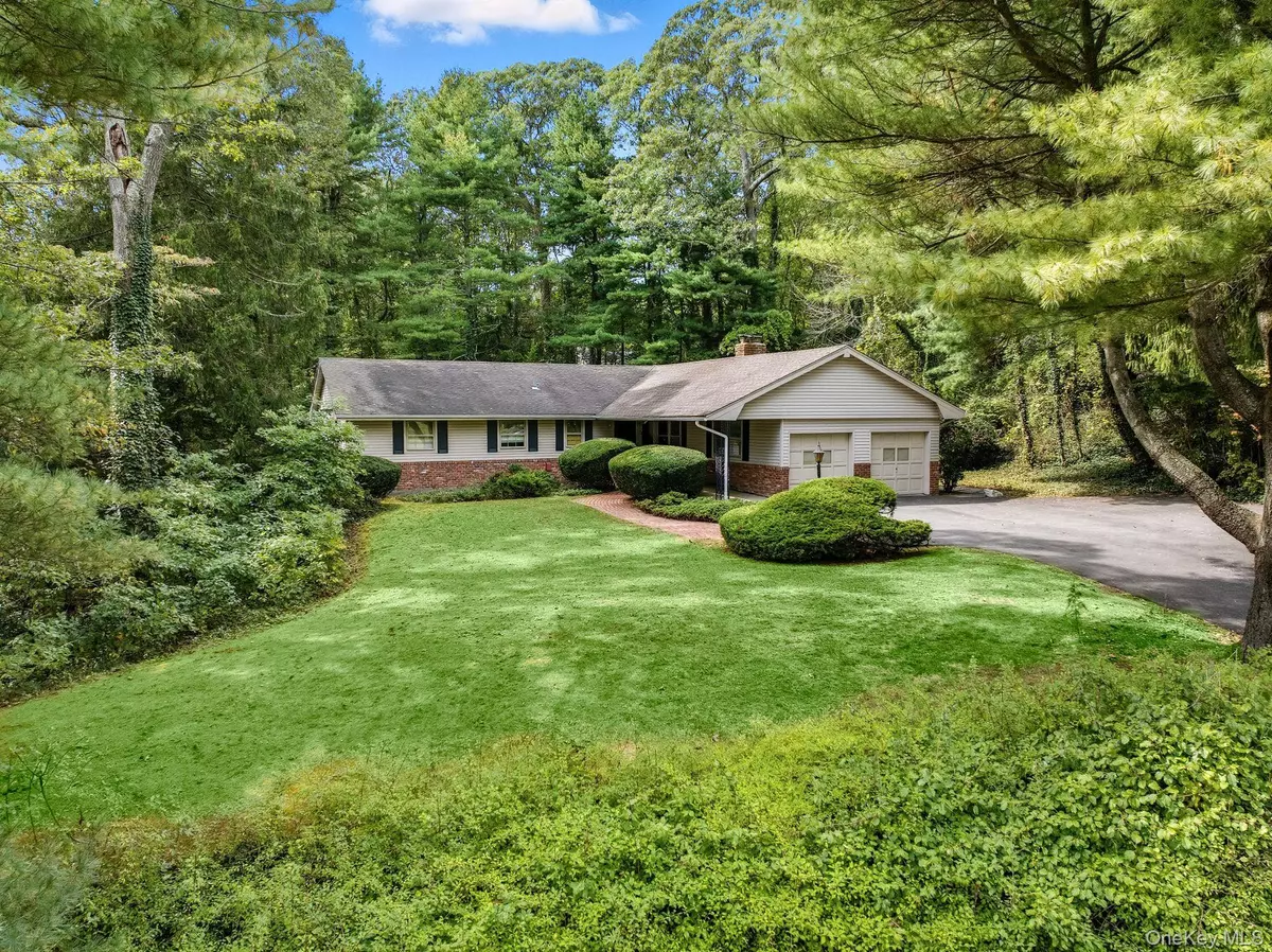 Dix Hills, NY 11746,36 Lisa DR