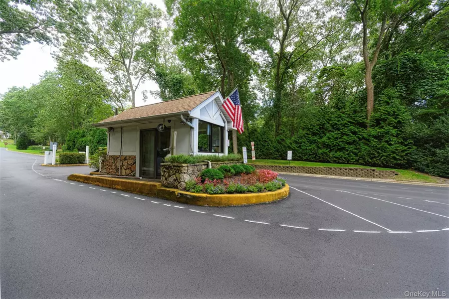 182 Birchwood RD, Coram, NY 11727