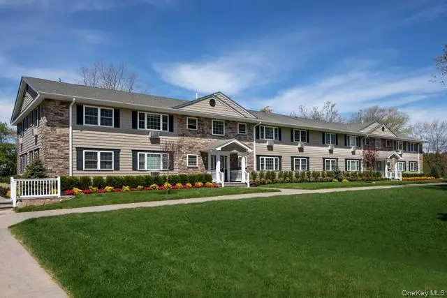 311-1 Robinson AVE #311-1, Patchogue, NY 11772