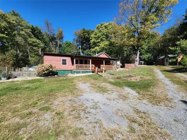 18 Hummingbird Way, Staatsburg, NY 12580