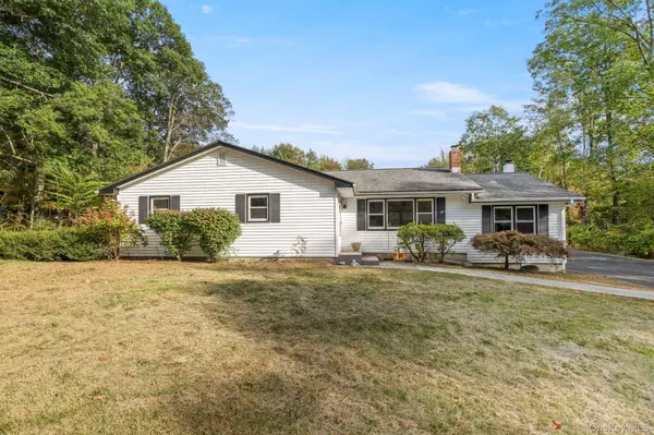 150 Long LN, Bloomingburg, NY 12721