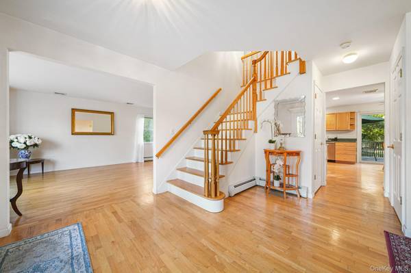 Blauvelt, NY 10913,2 Monsignor Brady CT