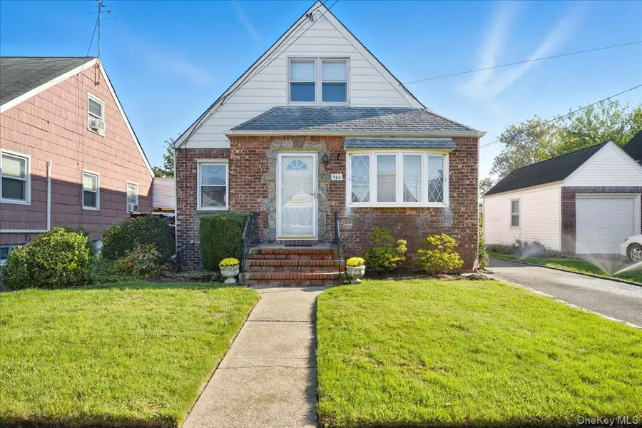 966 N 1st ST, North New Hyde Park, NY 11040