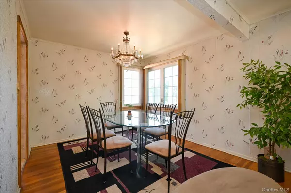 Bayside, NY 11360,2830 210th ST
