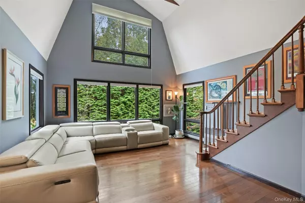 Patterson, NY 12563,153 S Quaker Hill RD
