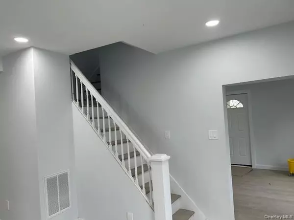 Maybrook, NY 12543,821 Homestead AVE