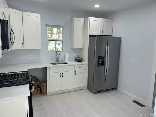 Maybrook, NY 12543,821 Homestead AVE