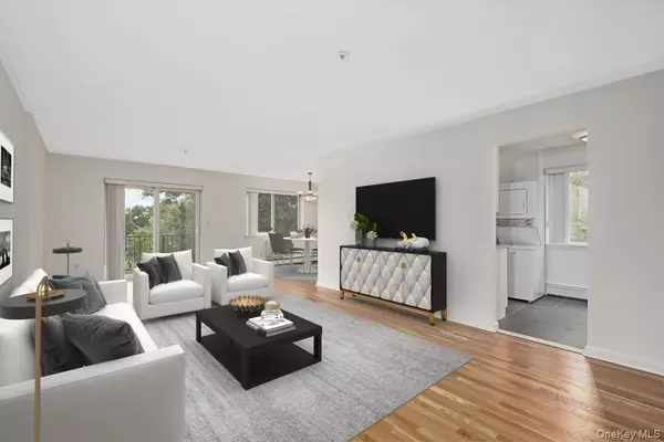 Mamaroneck, NY 10543,300 Livingston AVE #2D