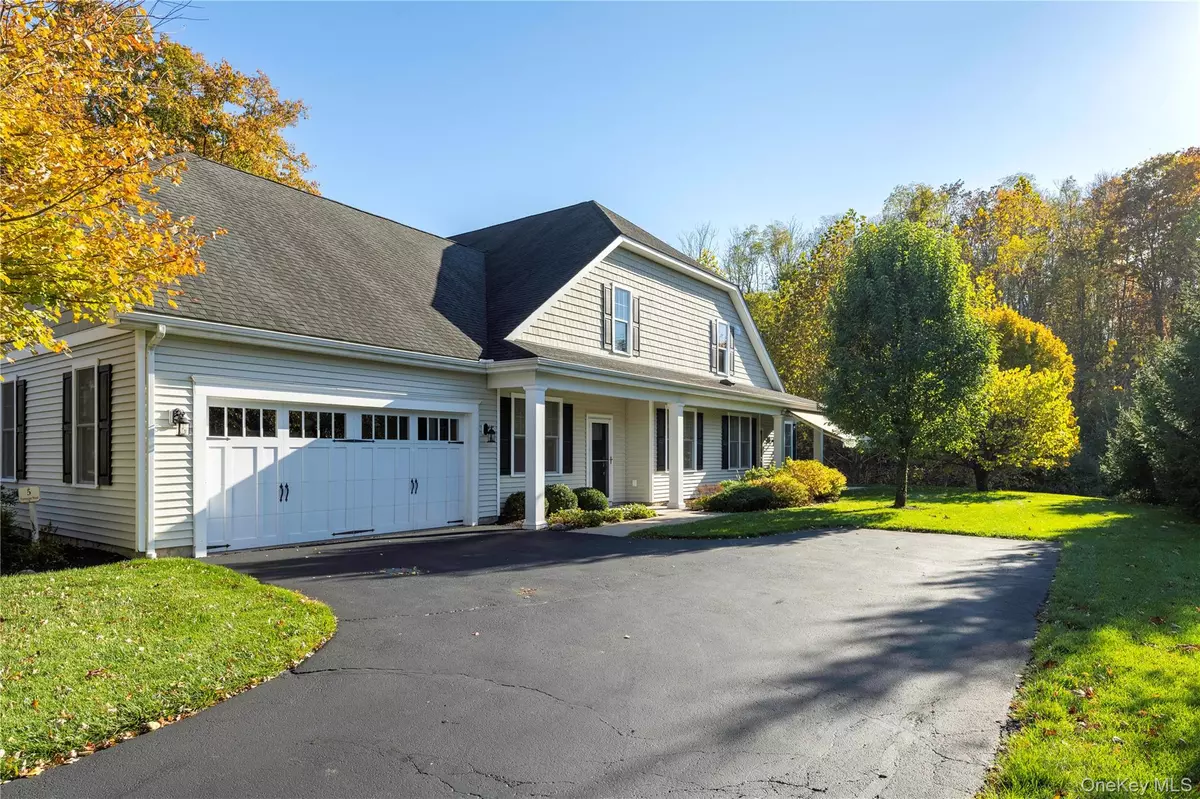 Cold Spring, NY 10516,5 Norwegian Wood