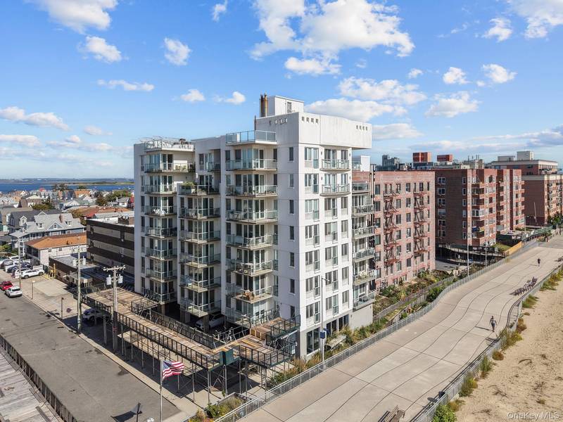 118-20 Ocean Promenade #6D, Rockaway Park, NY 11694