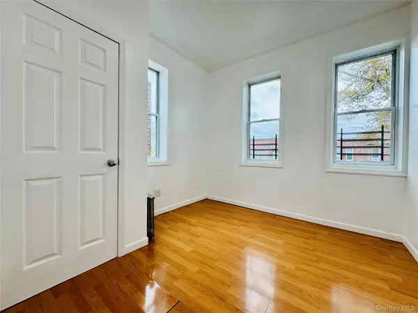 Jackson Heights, NY 11370,3116 84th ST #2