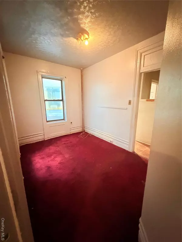 New York (manhattan), NY 10032,501 W 156th ST #22