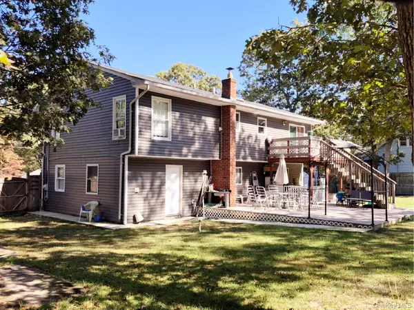 Coram, NY 11727,40 Pauls PATH