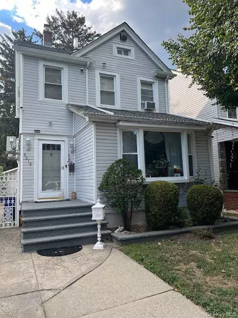 8918 239th ST, Bellerose, NY 11426