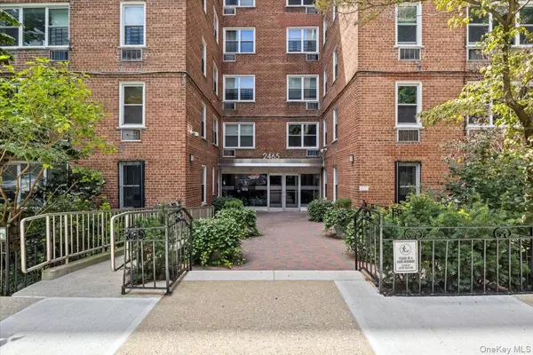2465 Palisade AVE #7H, Bronx, NY 10463