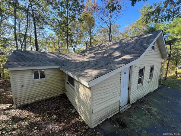 Wurtsboro, NY 12790,16 Firwood RD