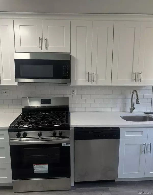 Uniondale, NY 11553,363 Clarendon RD